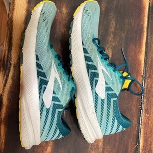 Women’s Brooks Running Shoe